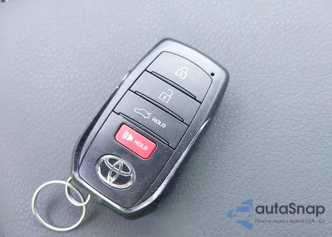 2025 Toyota Camry Le из США, поврежденный, VIN 4T1DAACK2SU147414